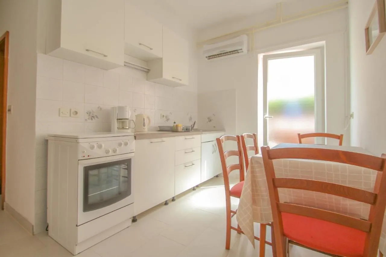 דירות Novigrad Istria Adila 4 0*,